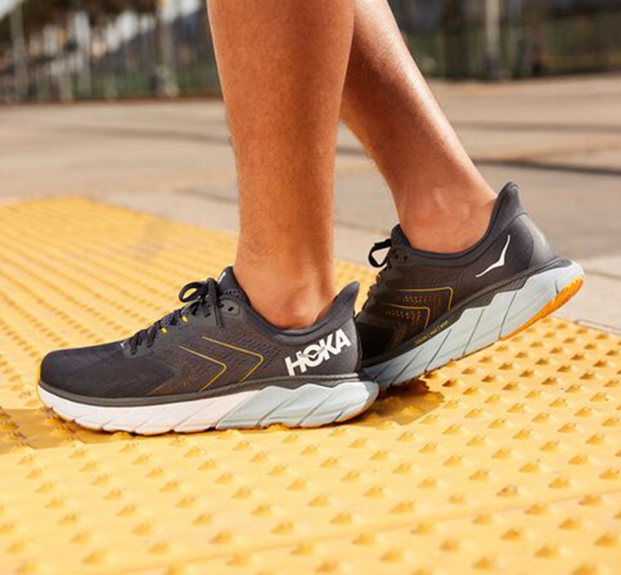 Hoka One One ランニングシューズ メンズ ネイビー - Arahi 5 - KF8793620